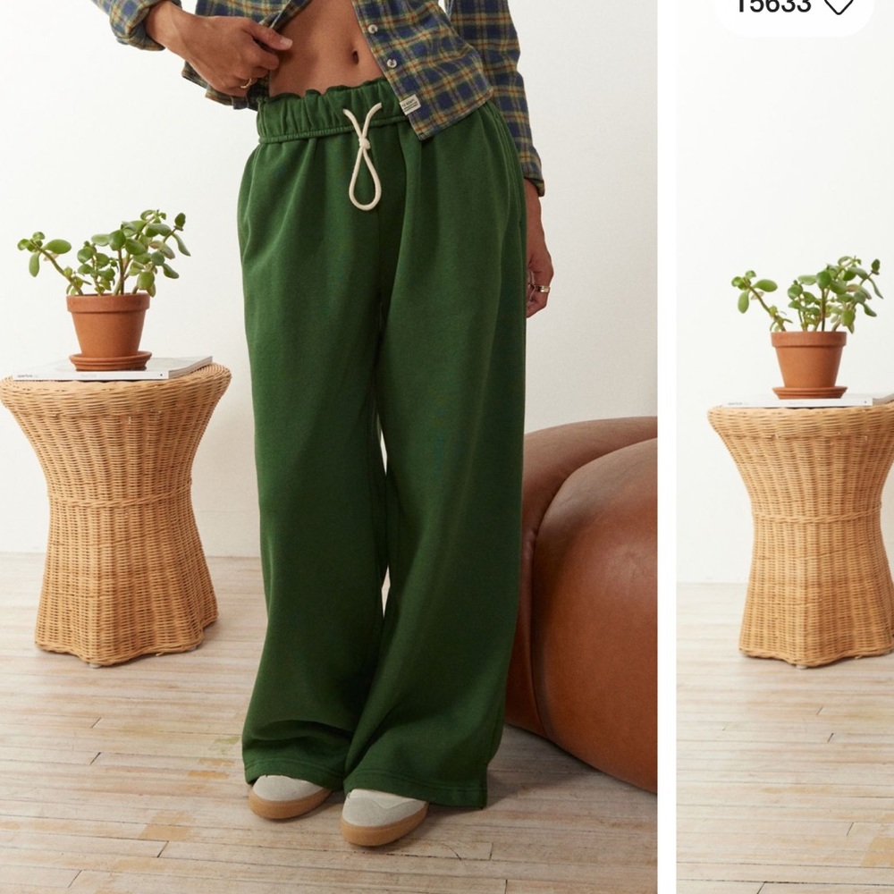 urban outfitters green wide leg sweatpants